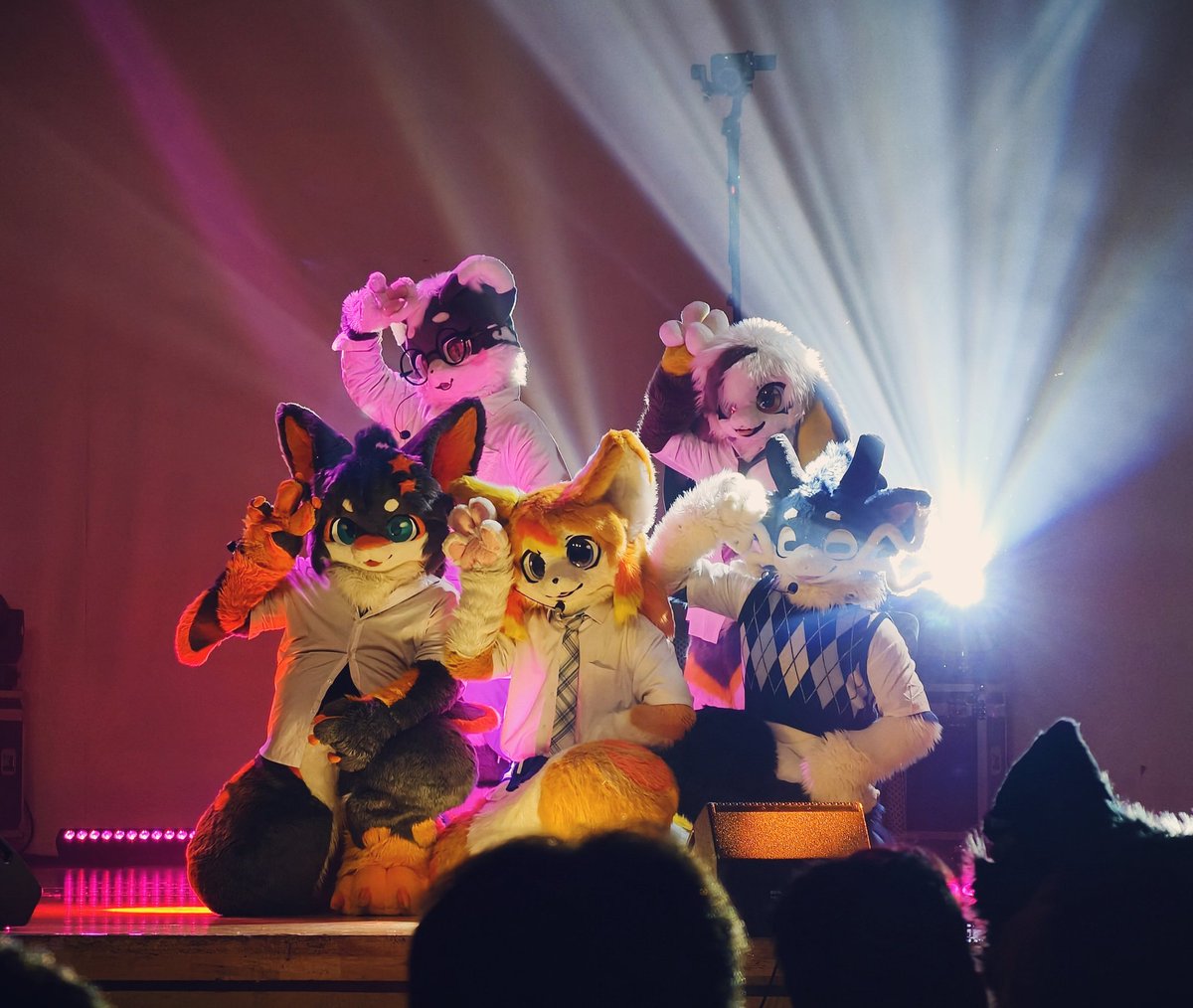 Otsubu! 🫐✨ 🔜 FurstClass 🇰🇷 tweet media