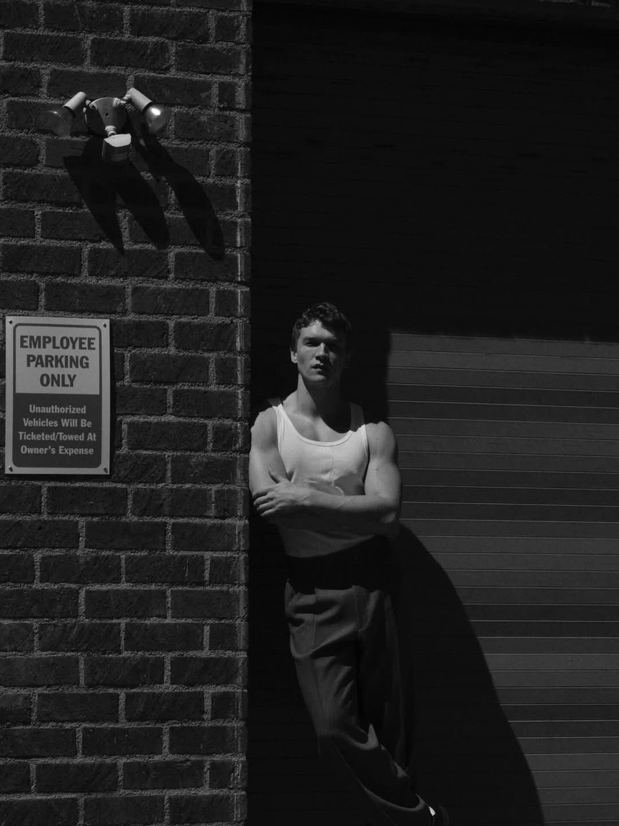 Connor Pics ꫂ᭪݁ tweet media