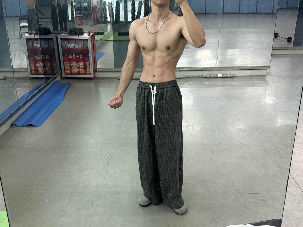 氧气水 tweet media