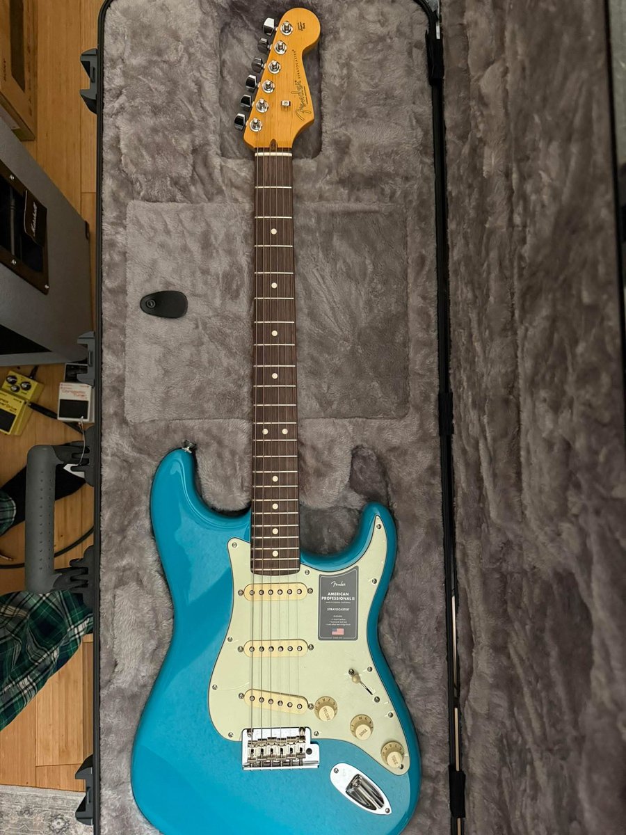 Red Herring tweet media