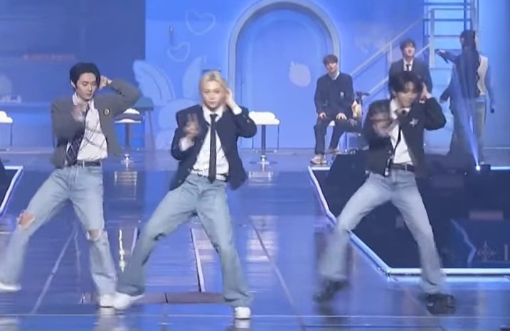 hyuniibiini 🍇 tweet media