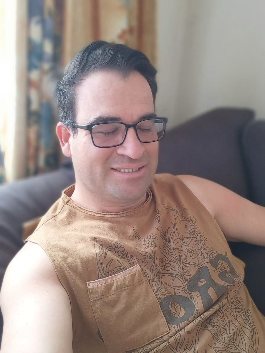 charly22840's tweet photo. Simplemente soy feliz cada día 
#gay #amor #felizdelavida https://t.co/xWZ4O2RH2r
