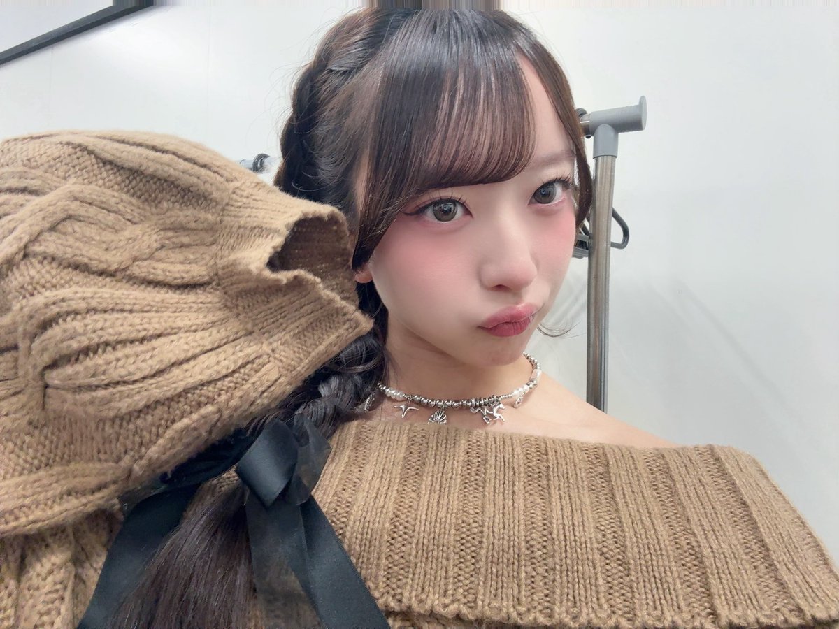 小山くるみ tweet media