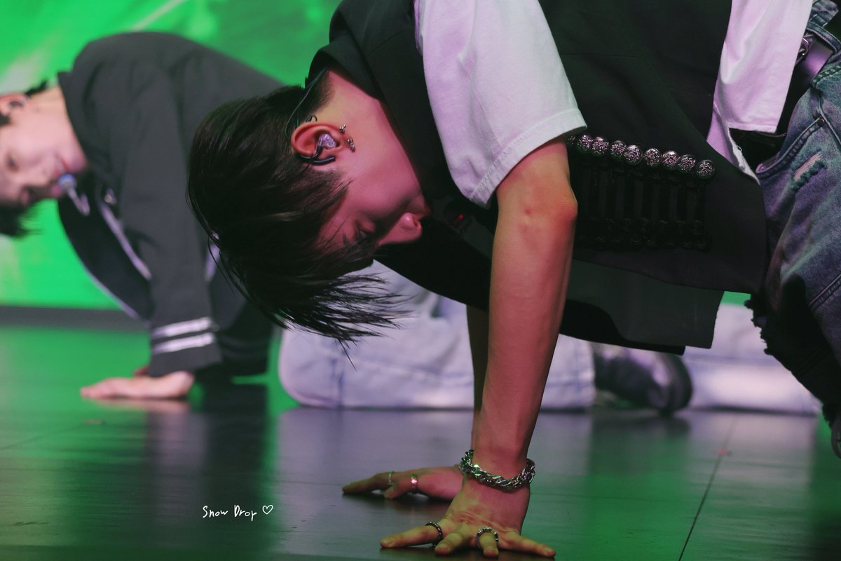 ❄️𝕊𝕟𝕠𝕨 𝔻𝕣𝕠𝕡❄️ tweet media