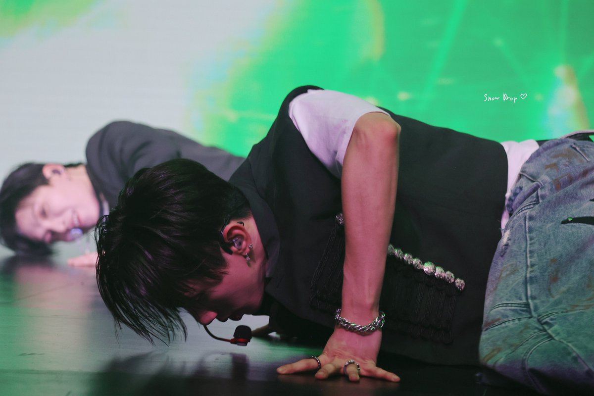 ❄️𝕊𝕟𝕠𝕨 𝔻𝕣𝕠𝕡❄️ tweet media