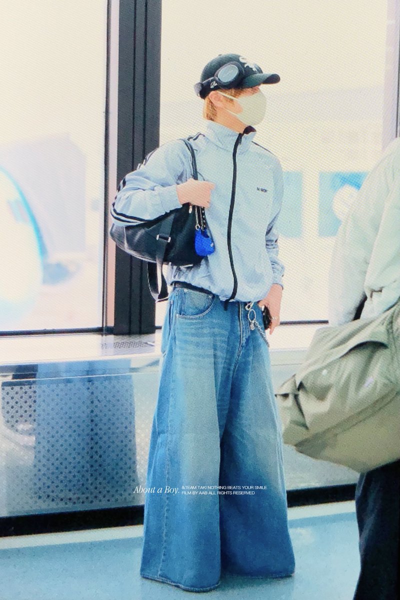 𝐀𝐛𝐨𝐮𝐭 𝐚 𝐁𝐨𝐲. tweet media