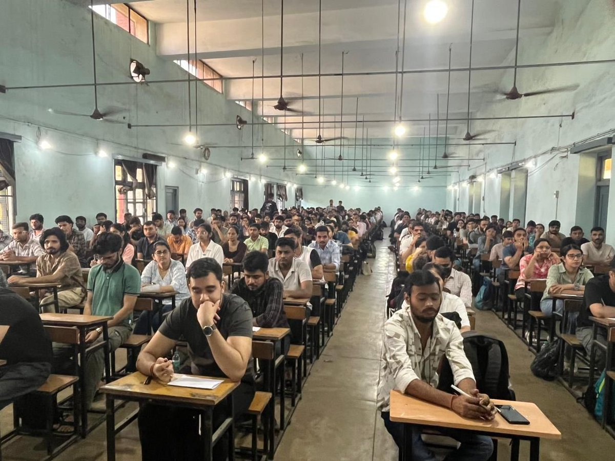 Vision_IAS's tweet photo. 🔥 The Real Challenge Begins — Abhyaas Prelims Test 1 is LIVE!
⚔️ GS Paper I: 9:30 AM
⚔️ CSAT Paper II: 2:30 PM
This is more than a mock. This is your preparation, put to the test.
💪 All the best. Let the battle to victory begin.
#VisionIAS #Abhyaas #UPSCPrelims #UPSCCSE https://t.co/vPaZK9Vr0q