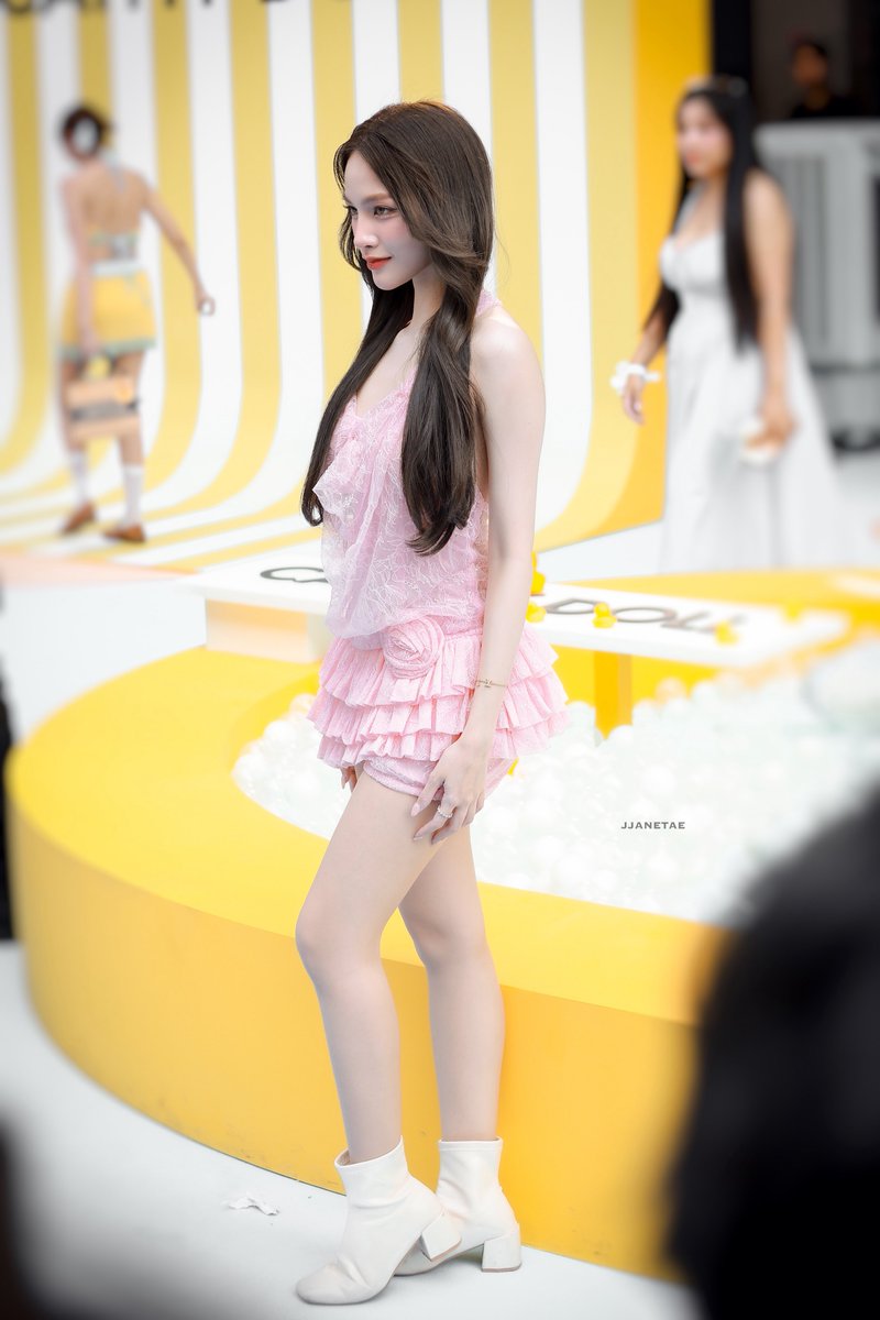 ᴊᴀɴᴇ🌷 tweet media