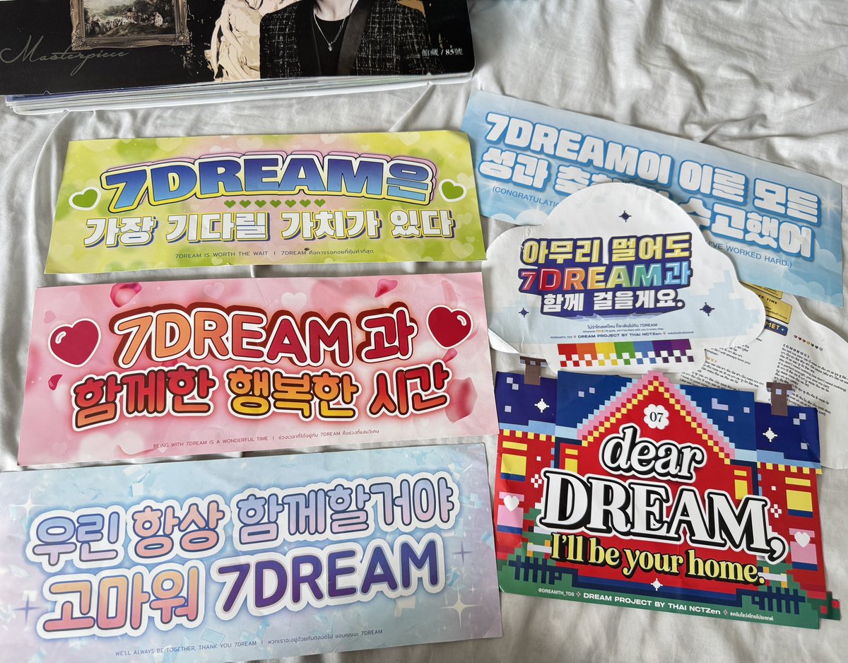 ker_killer's tweet photo. #vhdpqjclfemfla 
TDS2 
7Dream is worth the wait 
Being with 7Dream is a wonderful time 
We'll always be together, thank you 7Dream 

TDS3
Congratulations to all 7Dream's success! 
You've worked hard 

TDS4
Wherever 7Dream goes, we'll be there with you in every step. 
der DREAM, I'll be your home 

แล้วพี่จะทำใจได้ยังไง ㅠㅠㅠ 
ถ้ามี TDS5 น้องดรีมยังสามารถให้พี่ใช้คำว่า 7Dream บนโปรเจคได้อยู่ไหมลูก 😭😭😭
