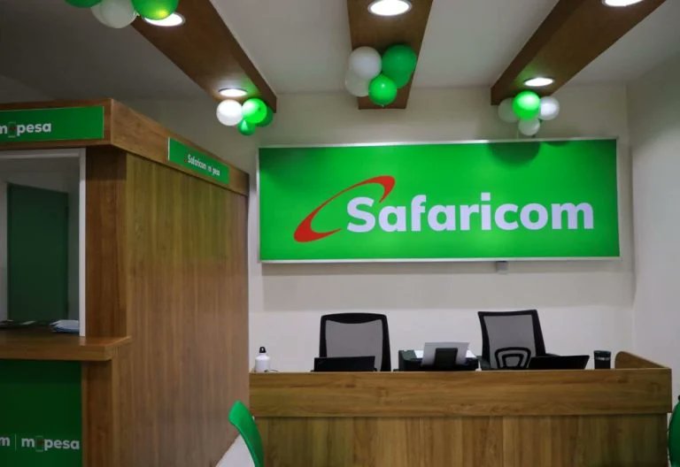PeopleDailyKe's tweet photo. Safaricom outlines steps on how to claim birthday bundle reward.
Read the whole story here: https://t.co/JAf8V2vv0v https://t.co/ihhDjKa0p8