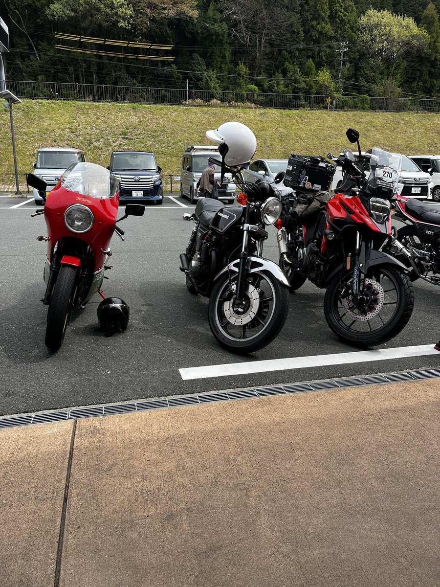 ばくさん@Vスト250SX FCJ BOSS? SSTR5/23出走🙋‍♀️ tweet media