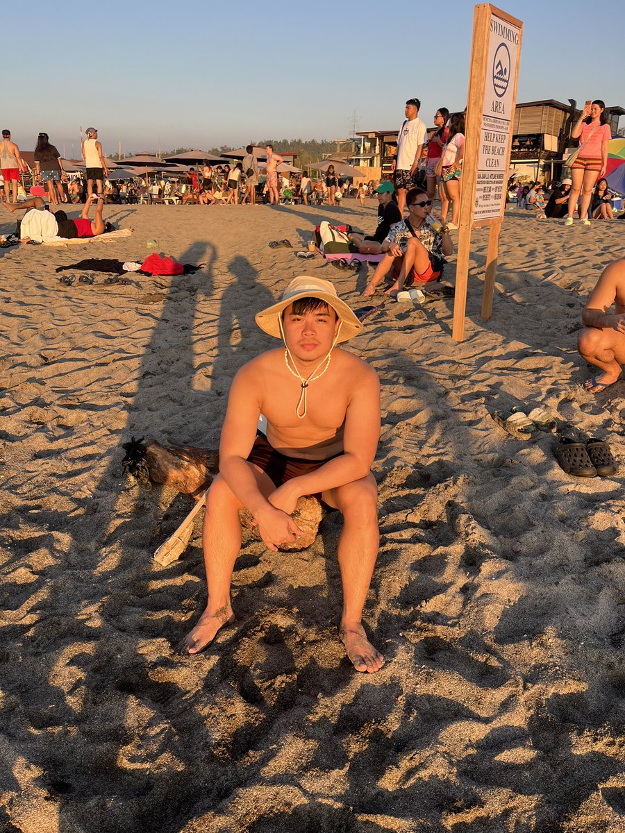 boston 🍩 tweet media