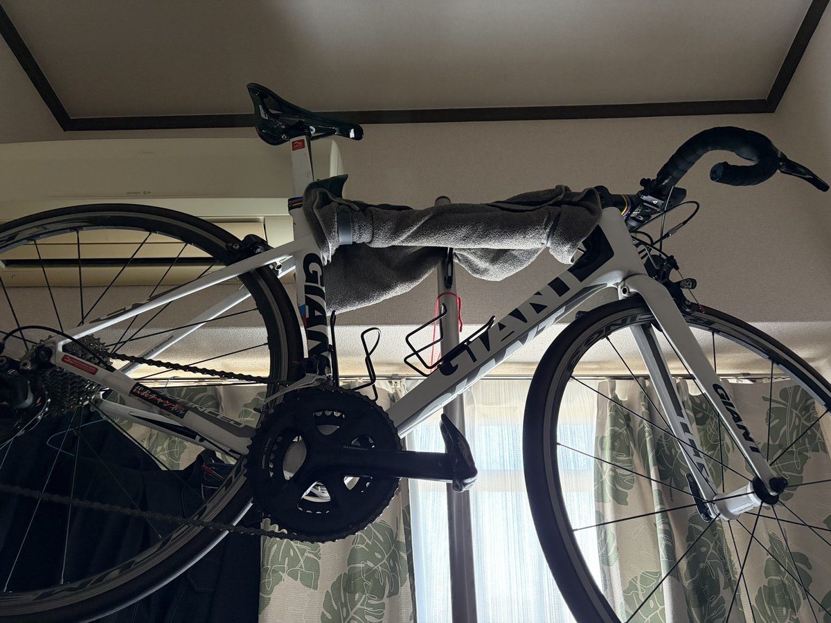 mogu__ride's tweet photo. ローラー専用機設置完了🛠️
#trek
#Domane
#ThinkRider https://t.co/0LzIEizWoa