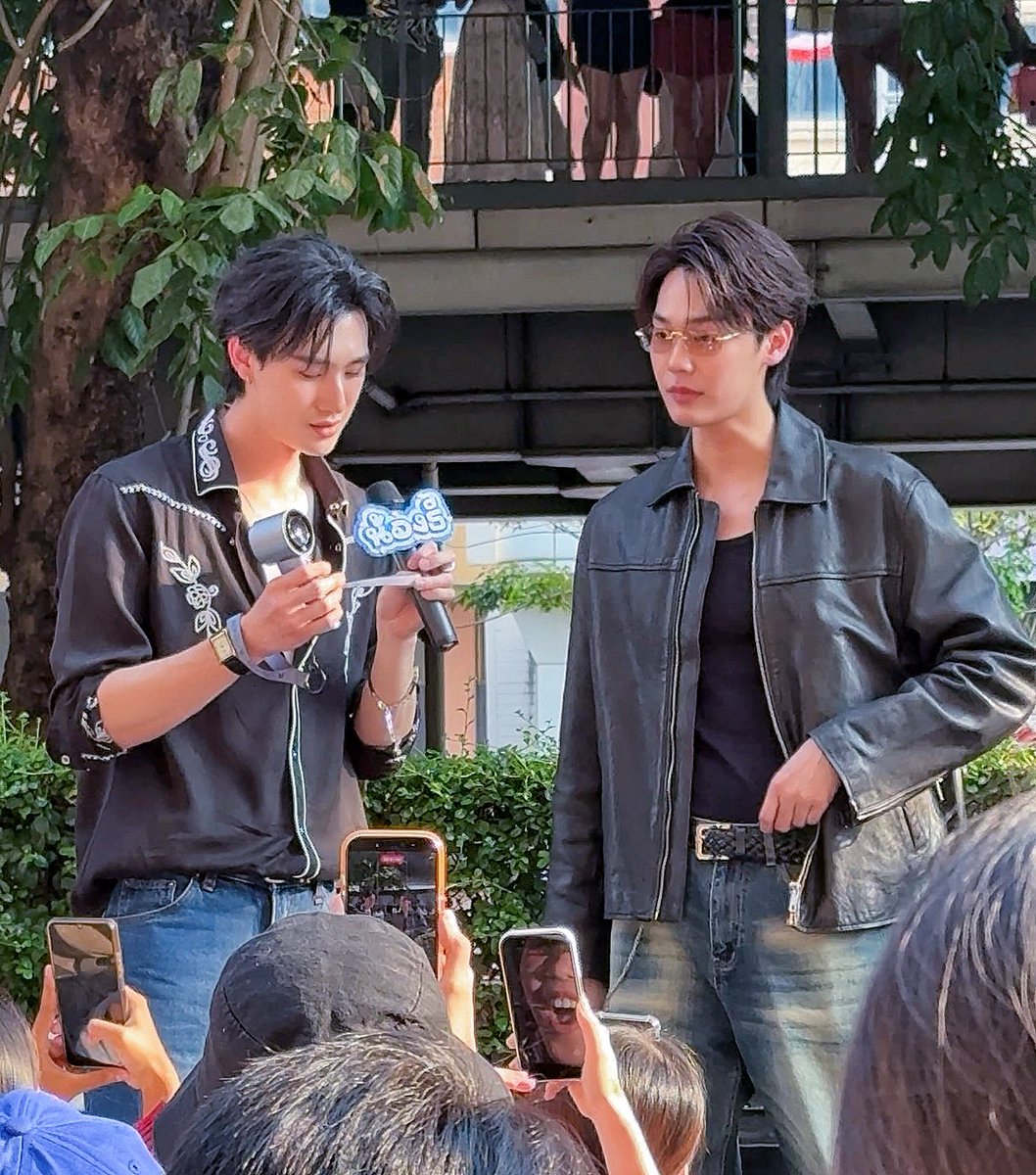 lily .゚☘︎︎' tweet media