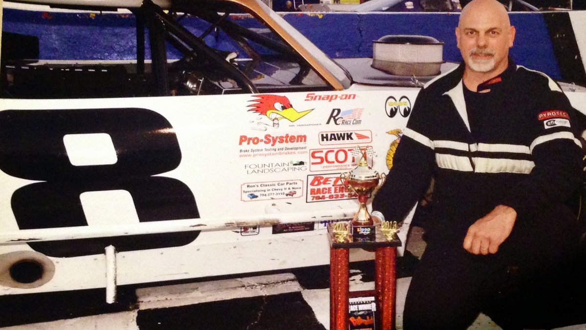 EDITORatWORK's tweet image. #HMS BOB HAPEMAN FEATURE #BobHapeman #Hickory #Motor #Speedway #checkered_flag 
the-auto-racing-journal.blogspot.com/2014/08/bob-ha…