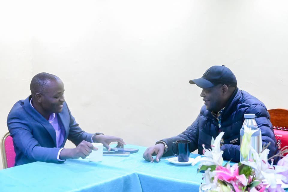 DrMutaiEric's tweet photo. Honored to host @BenardNgenomo (Buluu) 1st Runner-Up in the Emurua Dikir UDA nominations, for dinner at my Chesingoro home yesterday. As he builds toward 2027, I note his strong potential, shaped by mentorship from the late Hon Johanna Ngeno. campaign showcased political maturity https://t.co/KuFswwe1C6