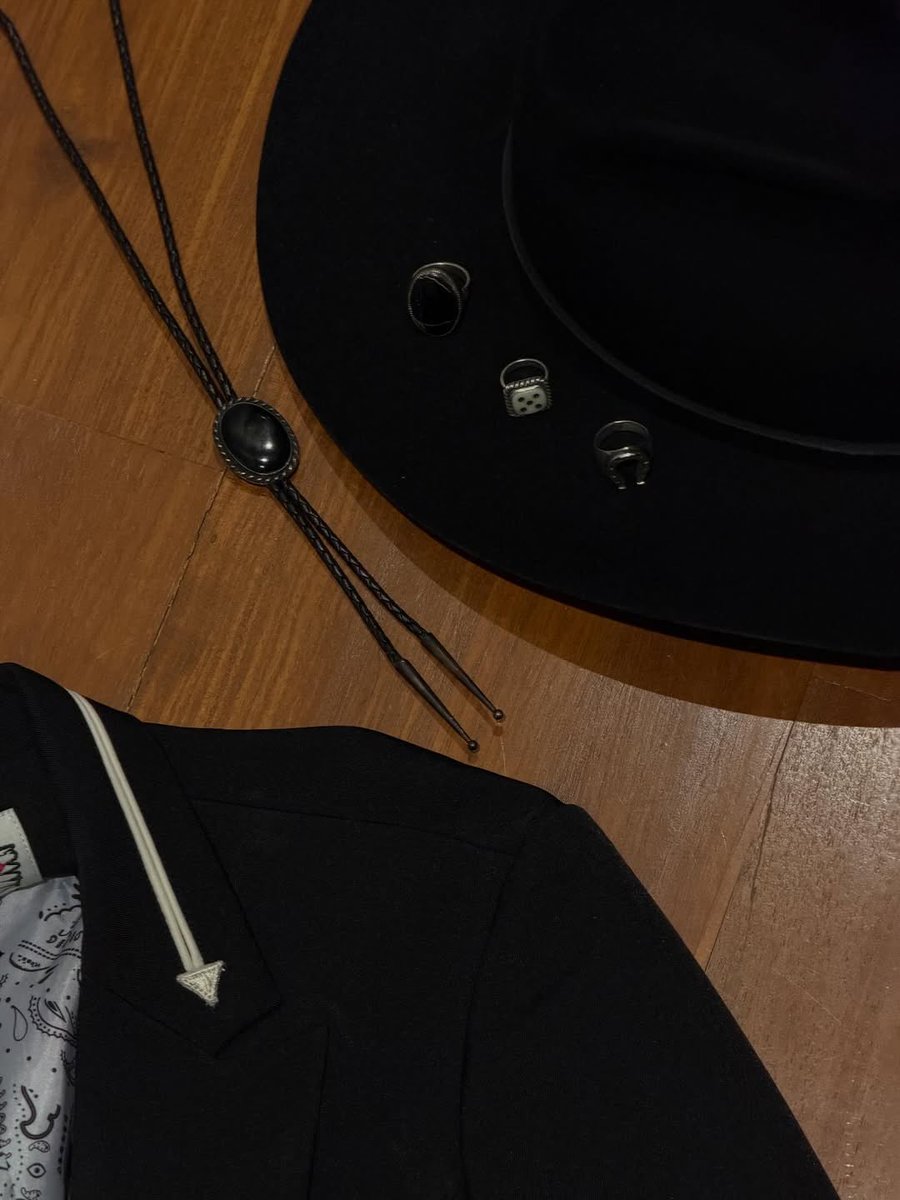 SmileApo♡̷̷̷₊˚ tweet media