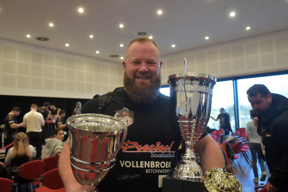 gertbudding's tweet photo. Spannende Nederlands kampioenschap Armworstelen in Doelum te Renkum. zie: https://t.co/aFc5R1NdIp @deRijnenVeluwe @Gem_Renkum @gemeentearnhem @NLAB_s @worstelbondnl #nkarmworstelen https://t.co/vJFVEmSWeE