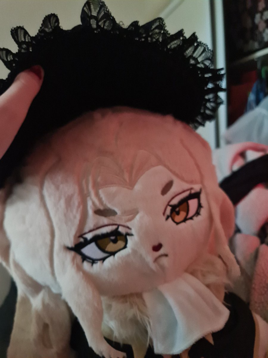 NotaYandere 🍉 tweet media