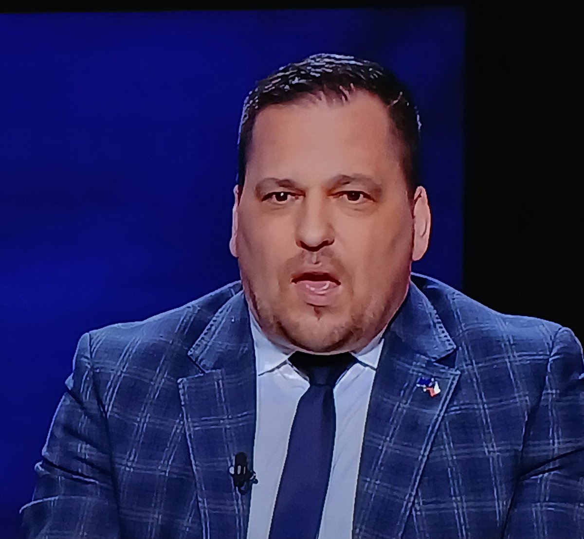 Nemám rád komunisty a strany s nulovou podporou tweet media