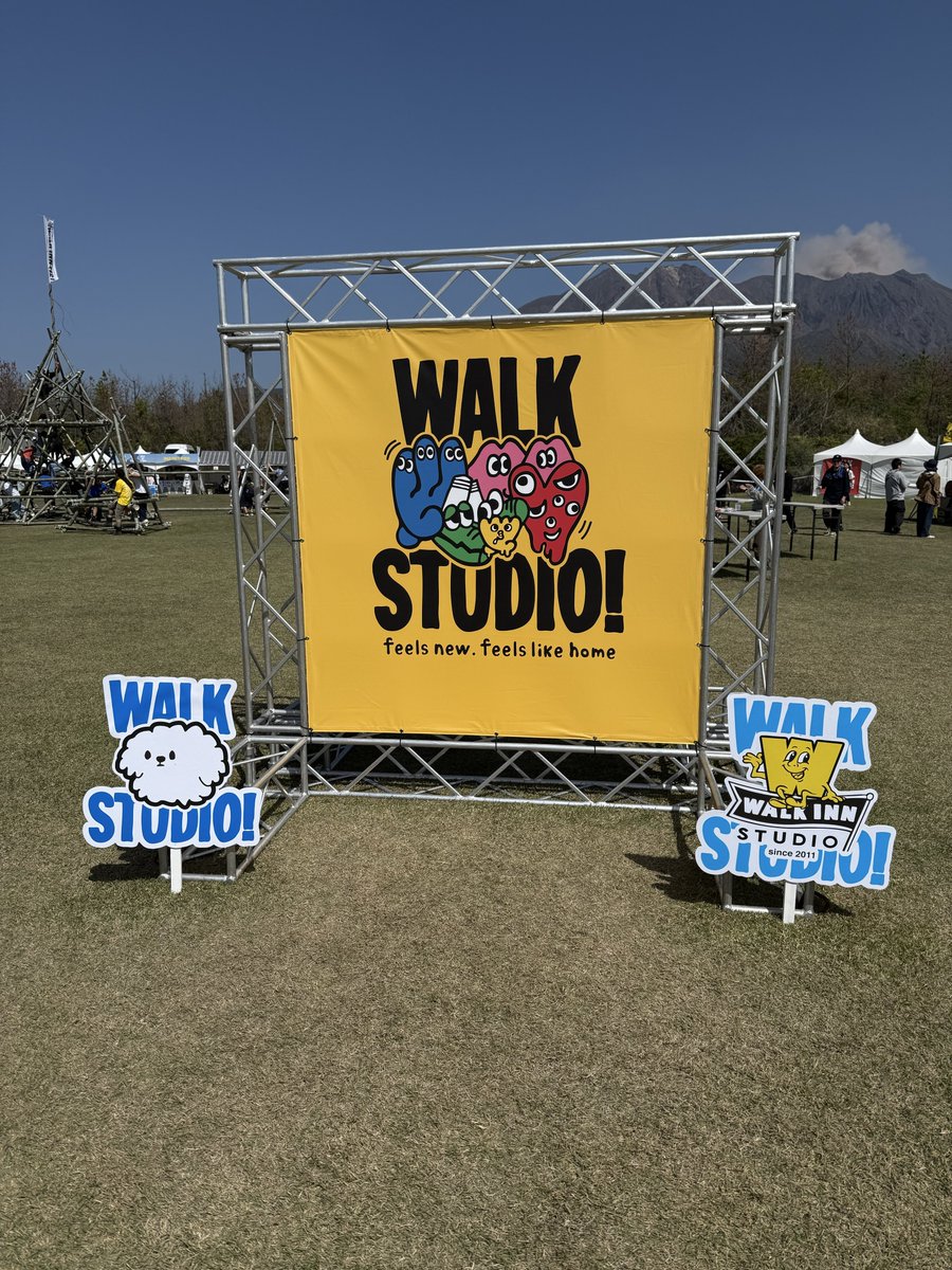 swrw2017's tweet photo. サツマニアンヘス以来の打首獄門同好会。やっぱいいわぁ。働きたくない・・・でも仕事だから早く帰る。

 #打首獄門同好会 https://t.co/0LxTN6O8aN