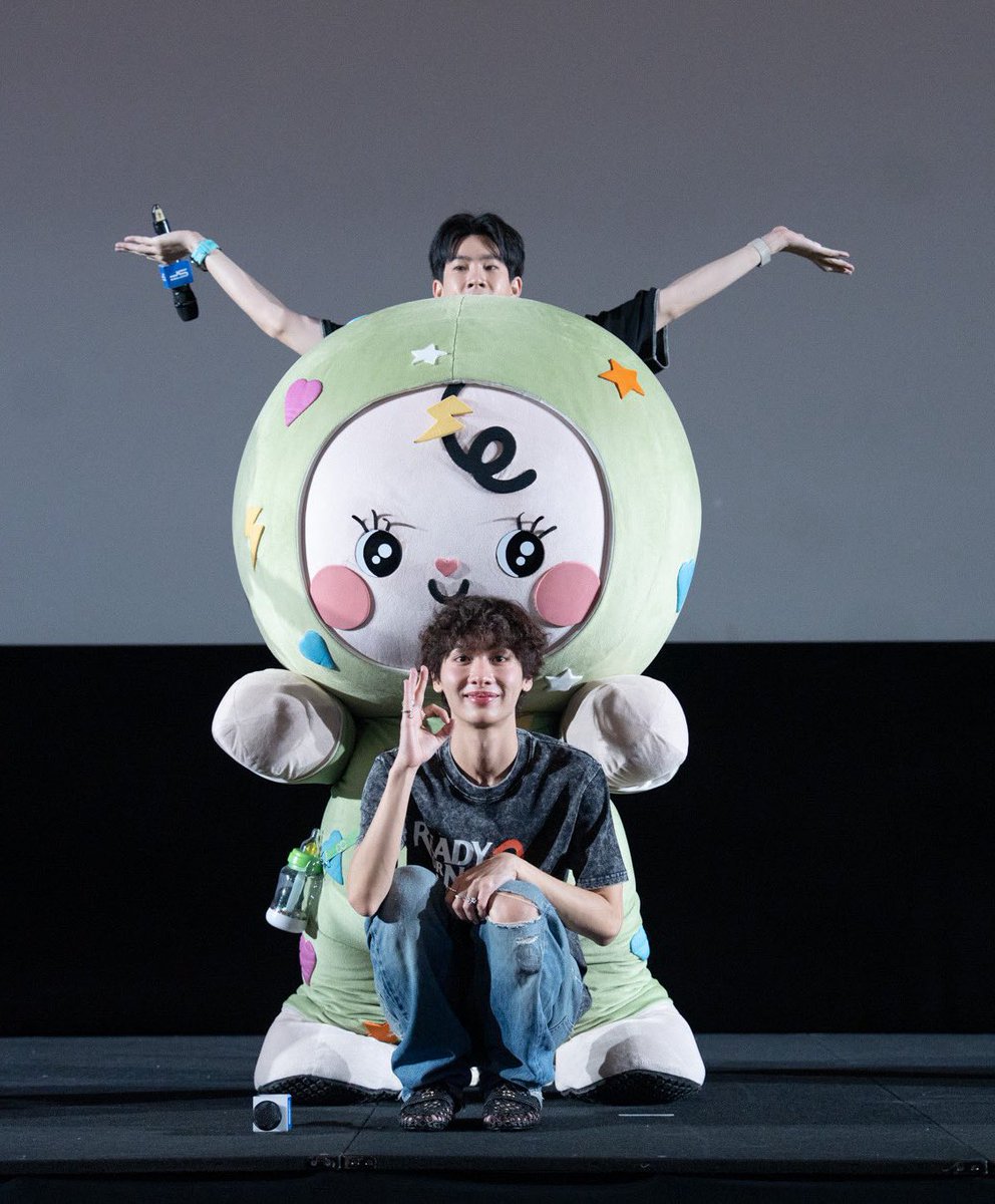 สีน้ำ🍃 tweet media