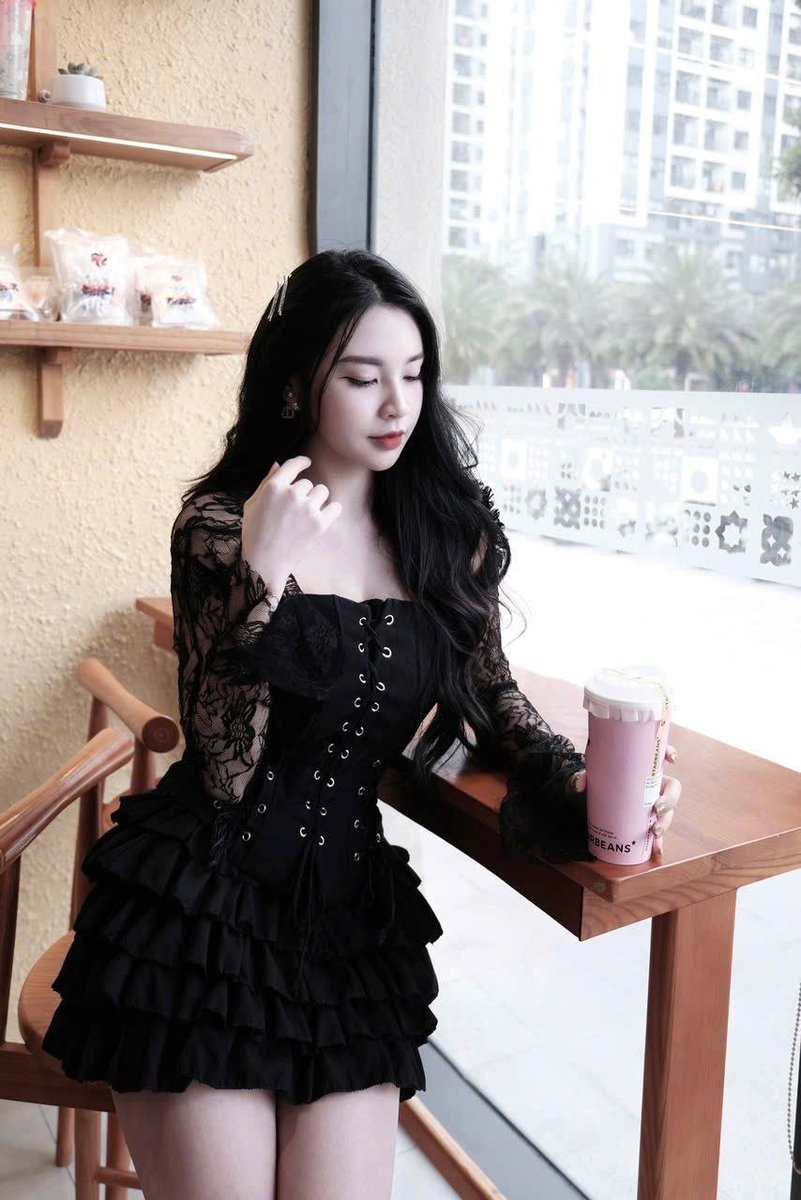 Linh Dâm tweet media