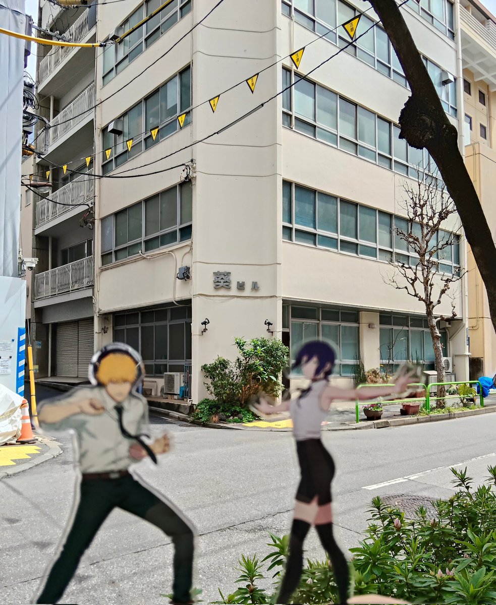 ぶらうんありす tweet media