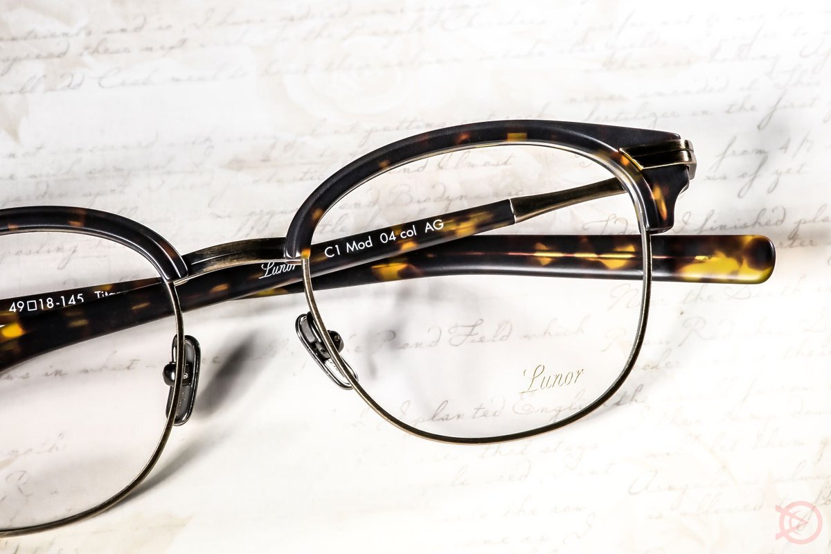 VisioOptical's tweet image. Lunor eyewear transforms vision into an expression of style. Experience masterful craftsmanship at Visio Optical. #TimelessFrames #EyewearWithClass