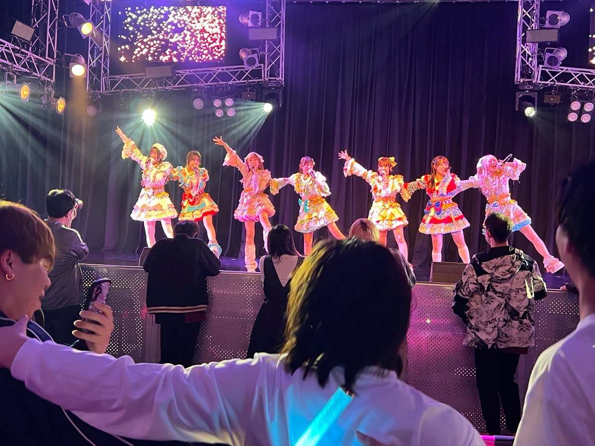 コバヤシ tweet media