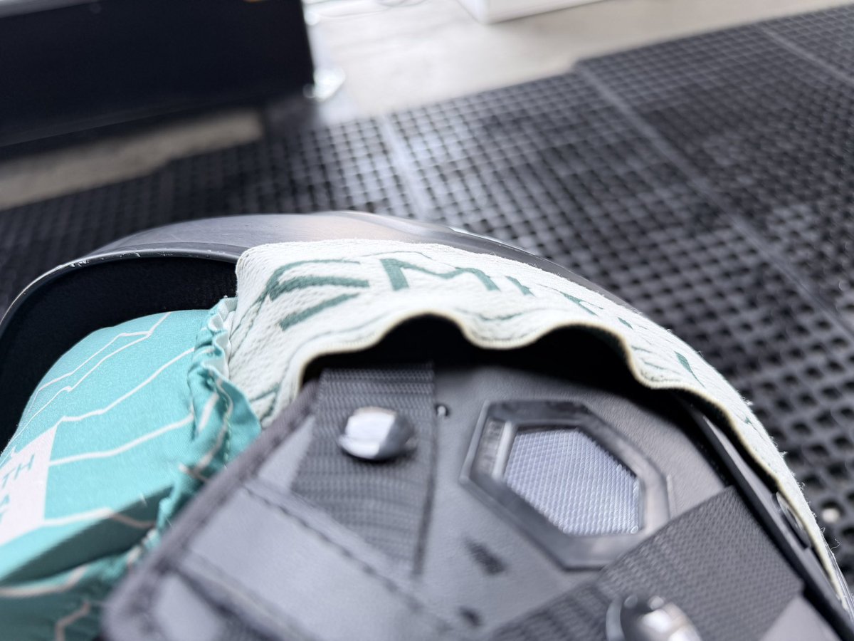 ぱにぽん tweet media