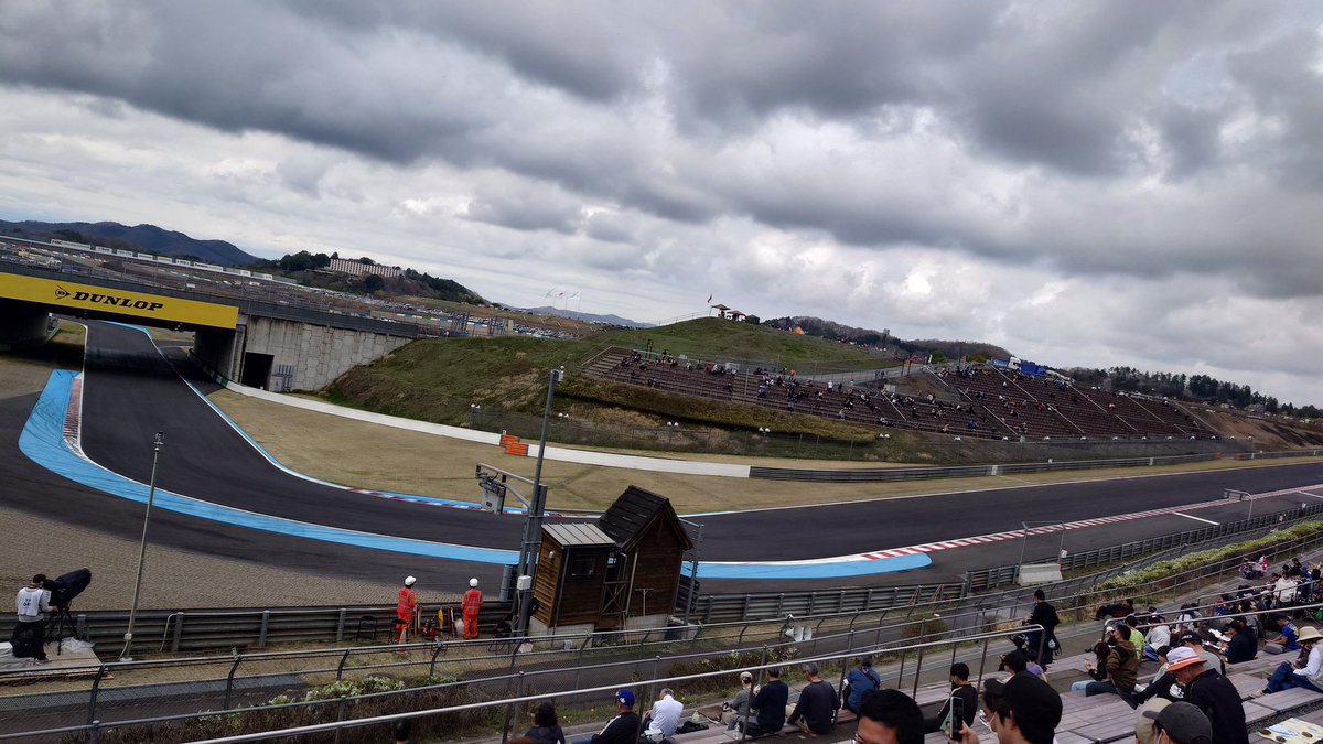 ながさん🗻 tweet media