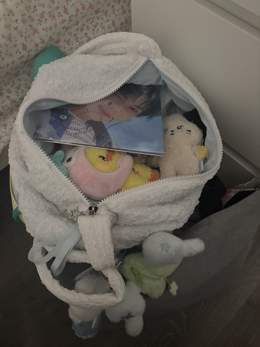 trish 🐰 tweet media