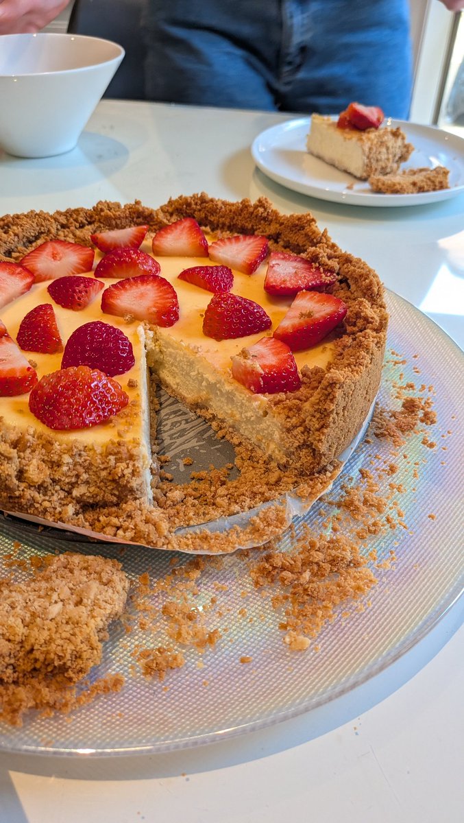 Mattys123's tweet image. Yeah. It worked out well #cheesecake #baking