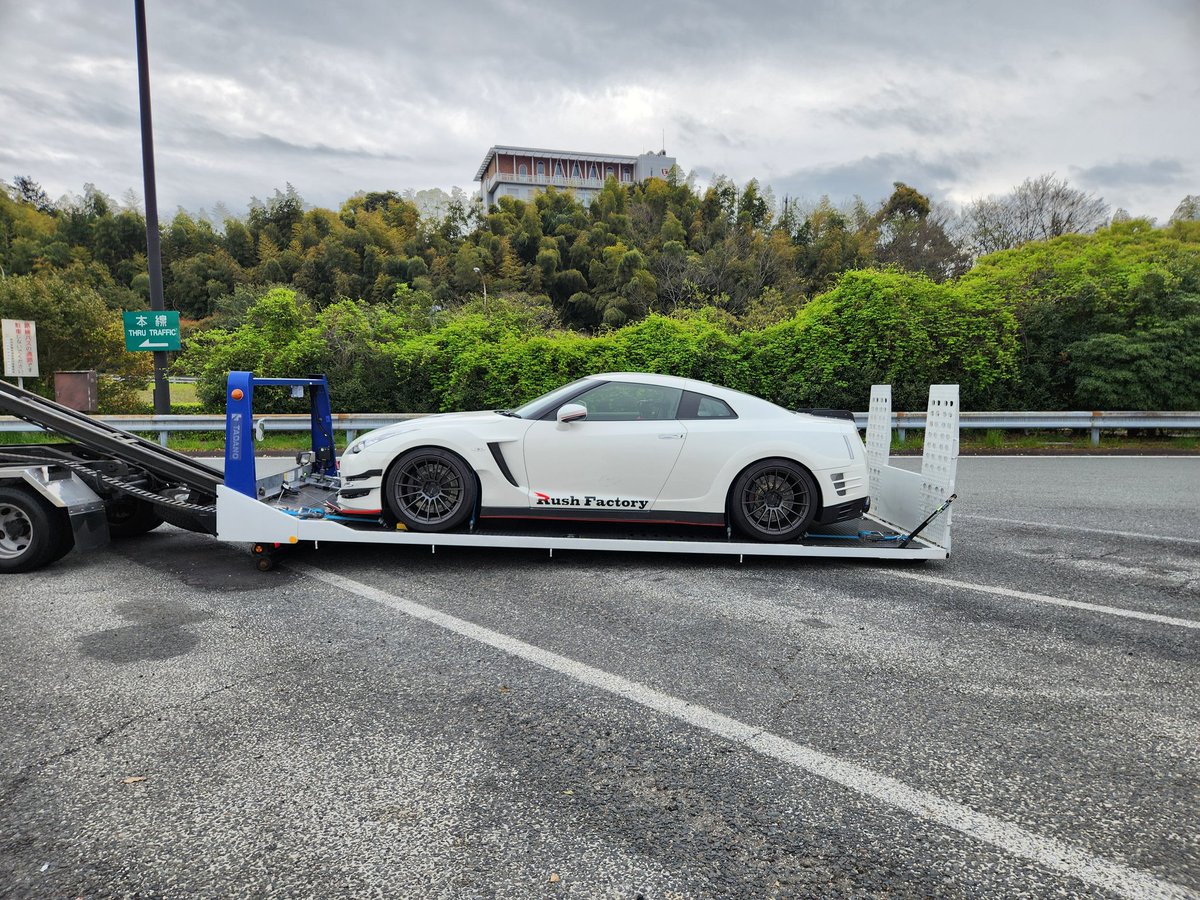 TCレッカー tweet media