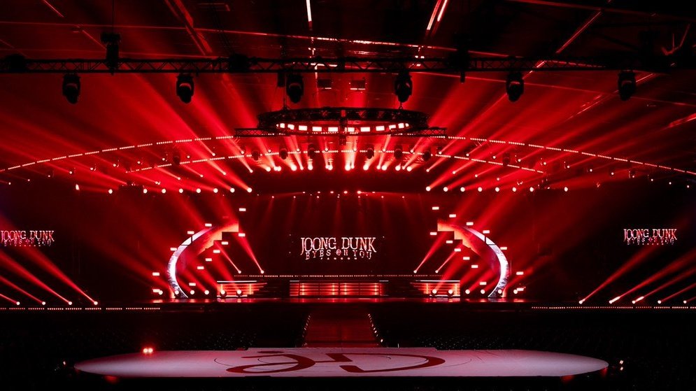 𝒂𝒏𝒏𝒊𝒆⭑eyes on you⁷ tweet media