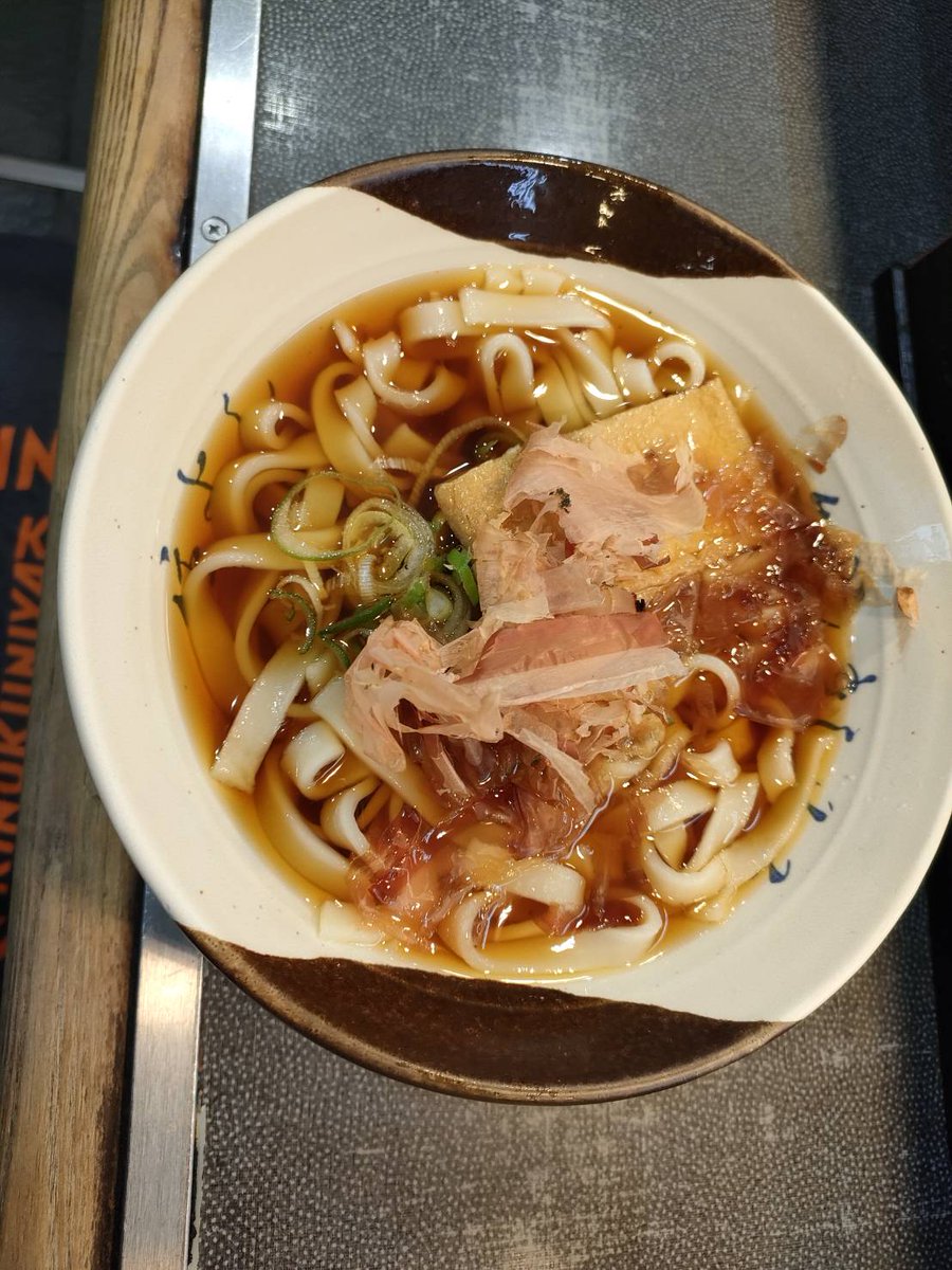 gingerer87's tweet photo. 昨日は自由演奏会inあまへ。一参加者として演奏するのは気楽で楽しい★
その後松阪へ（過去には津や松阪でも自由演奏会開催されており）18年ぶりに一升びんで名物の回転焼肉、松阪牛を堪能。
今朝は母の還暦祝い以来20年ぶりにお伊勢詣り。母がお空組になって11年。
懐かししんみり旅。 https://t.co/VXtE4v2fSP