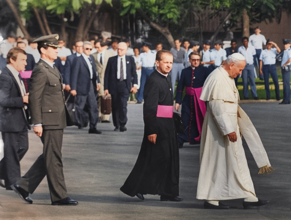 Criollohesperita 🇨🇴 ☧ tweet media