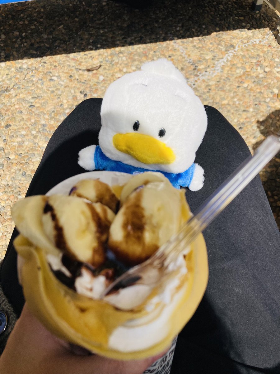 みほん tweet media