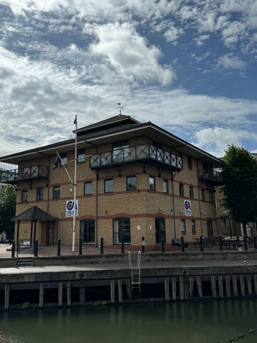 Cruising Association tweet media