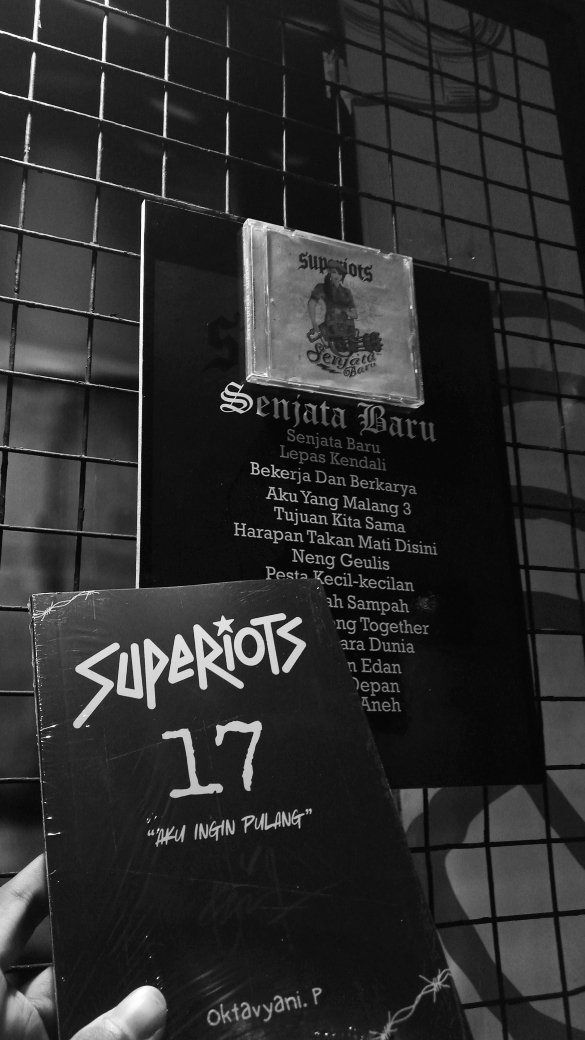 andkawsnuu tweet media