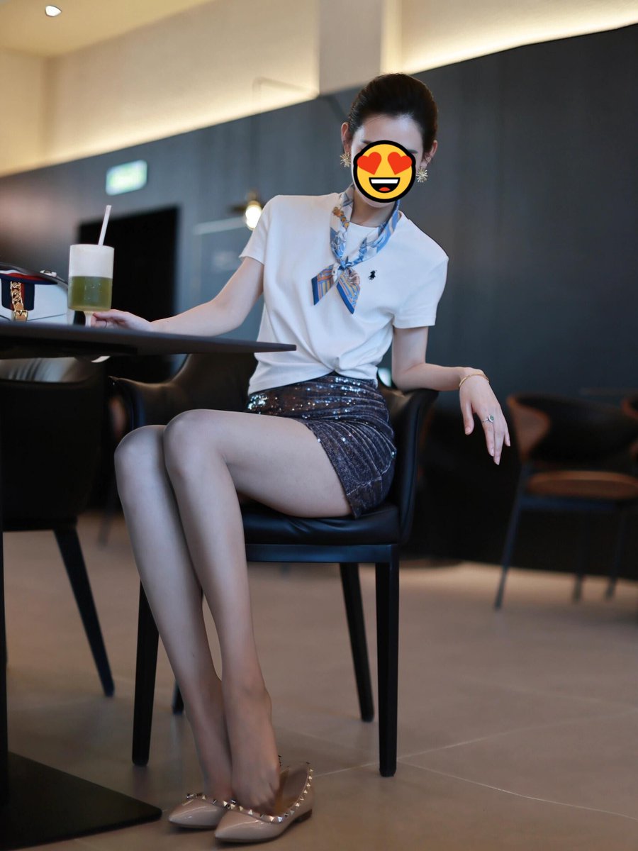 红底日记 tweet media