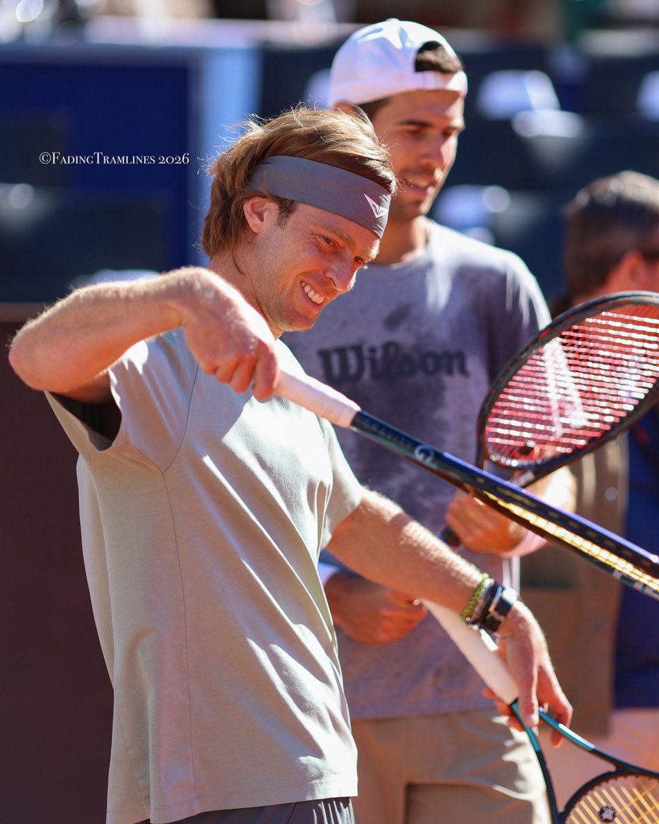 Claire 🦋 tweet media