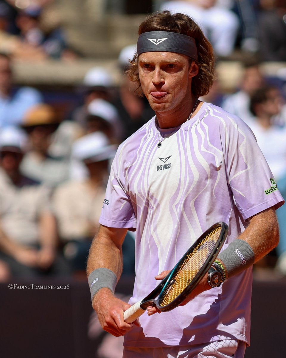 Claire 🦋 tweet media