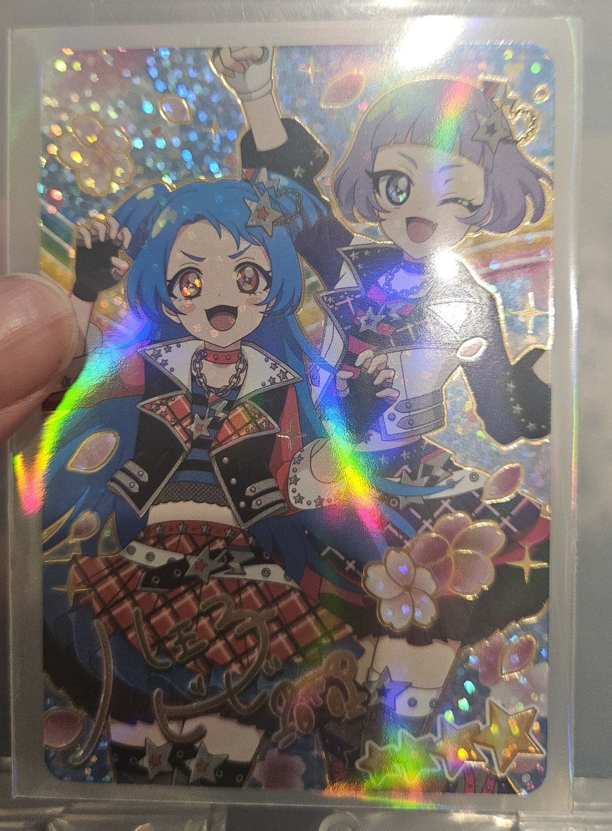 魅希@ツイフィ必読 tweet media