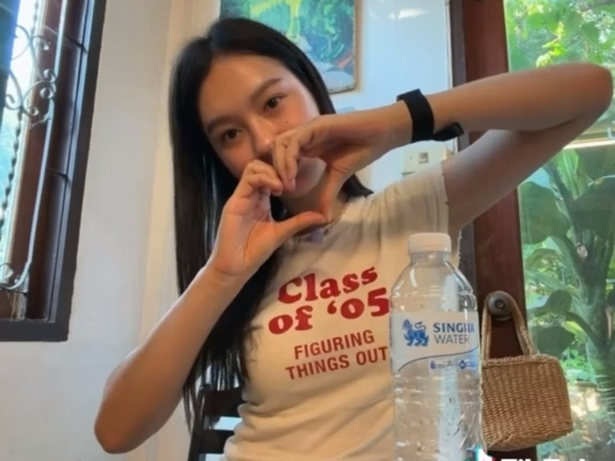 mira ♡ tweet media