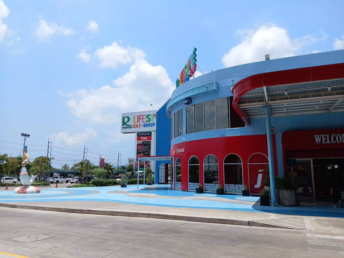 Deep talk tweet media