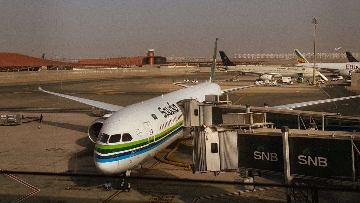 AbdullahAlsrhed's tweet photo. ويا بلاداً نذرت العمر زَهرتهُ
لعزّها، دُمتِ! إني حان إبحاري 
🇸🇦 ✈️ 🇬🇧 https://t.co/YBXdlxxt6P