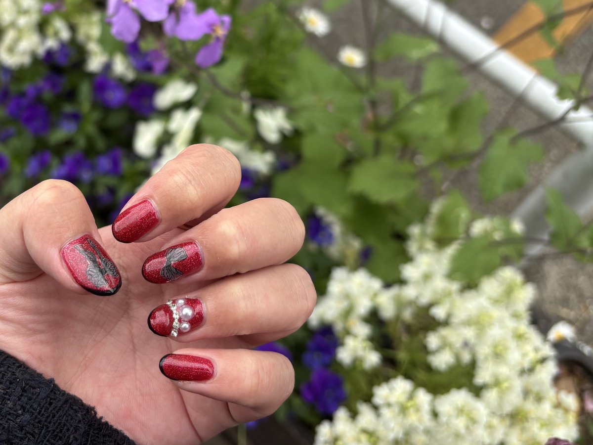 らざにあ tweet media