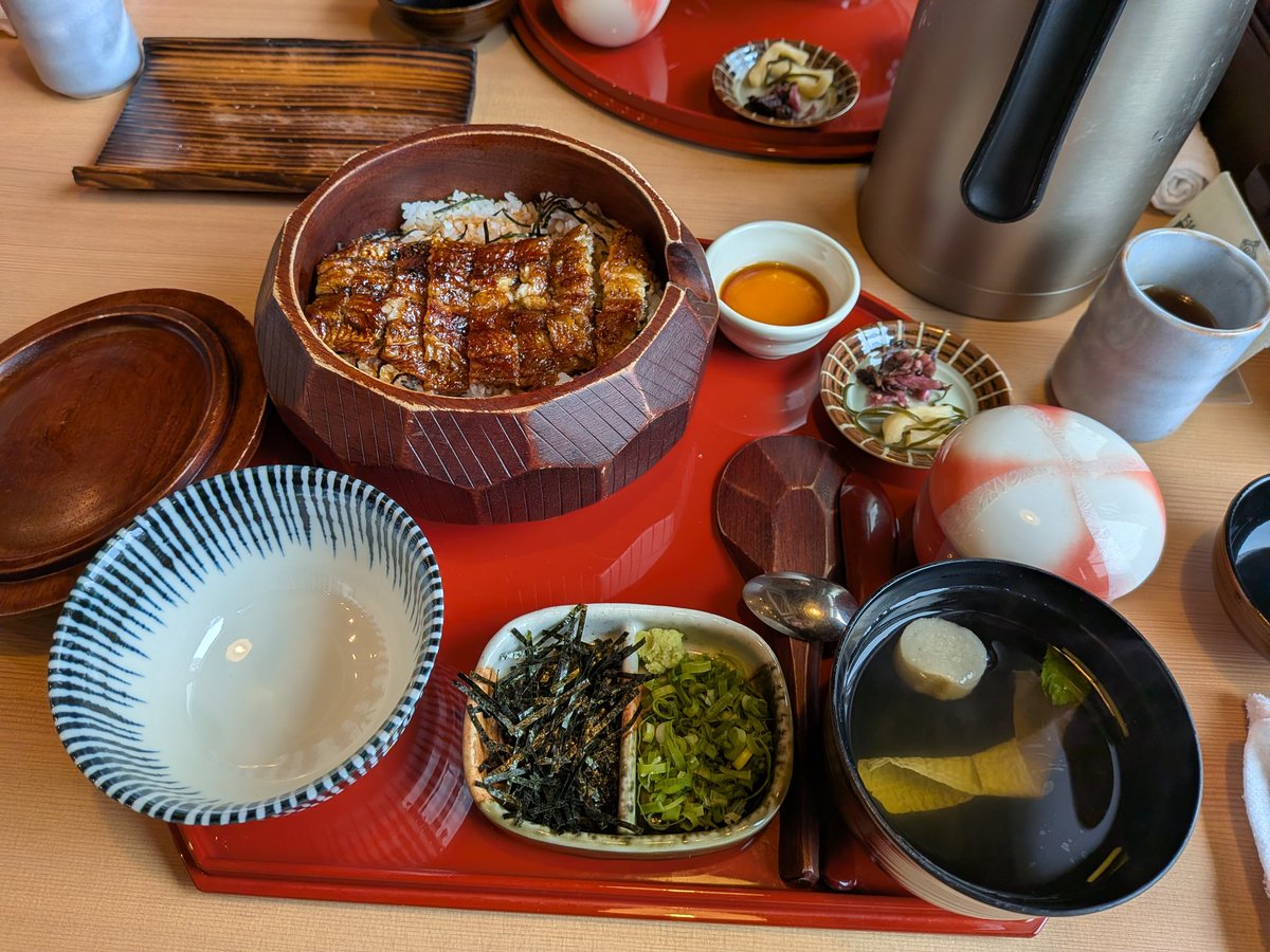 トモジェイ tweet media